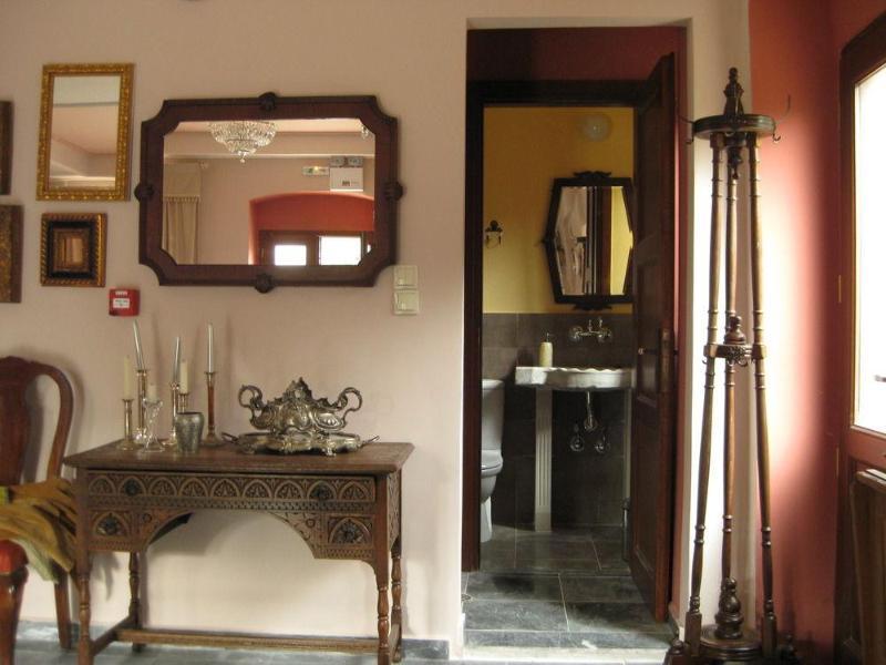 Traditional Hotel Ianthe Véssa Екстериор снимка