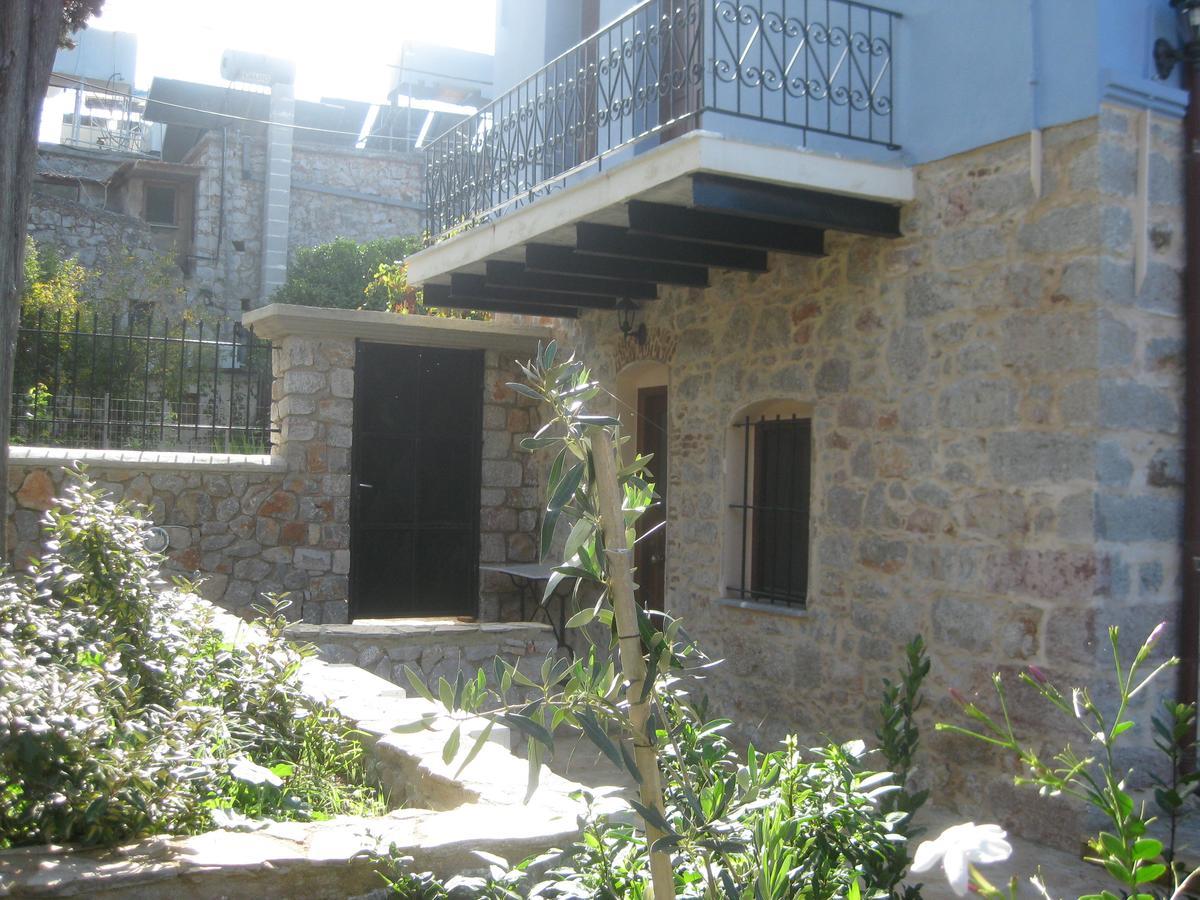 Traditional Hotel Ianthe Véssa Екстериор снимка