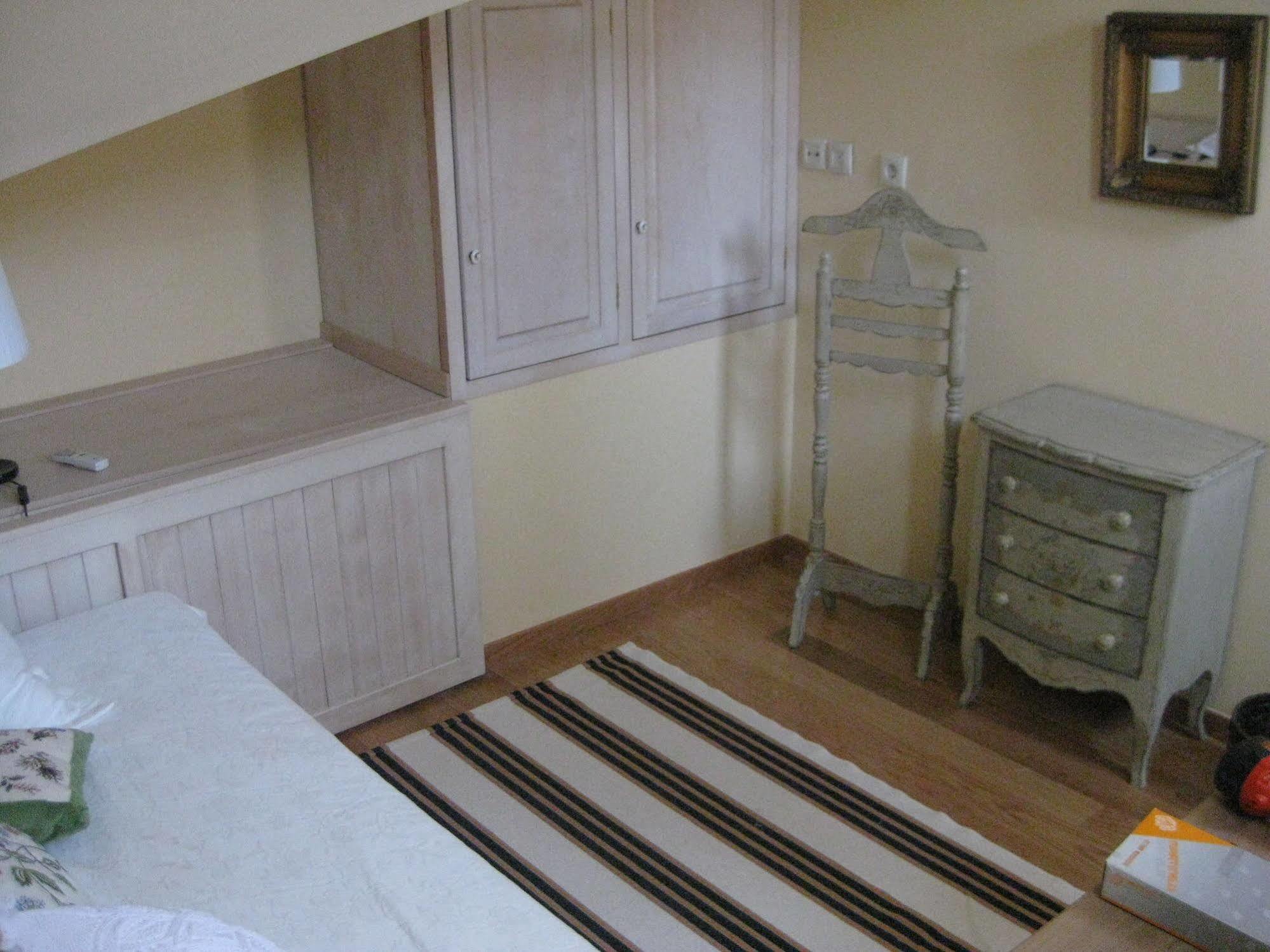 Traditional Hotel Ianthe Véssa Екстериор снимка